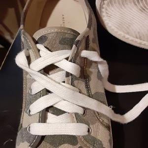 American eagle camo canvas shoes